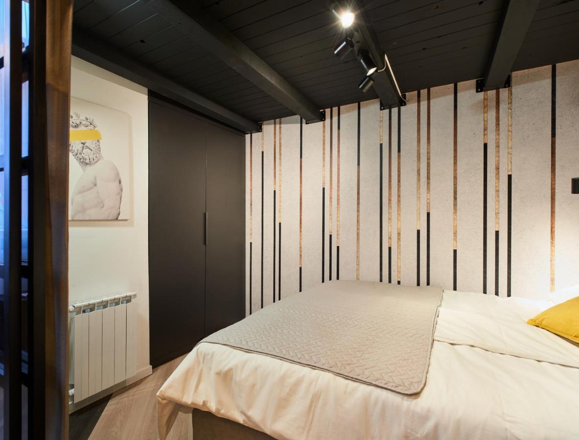 Joseph Studio Apartment By Irundo Zagabria Esterno foto